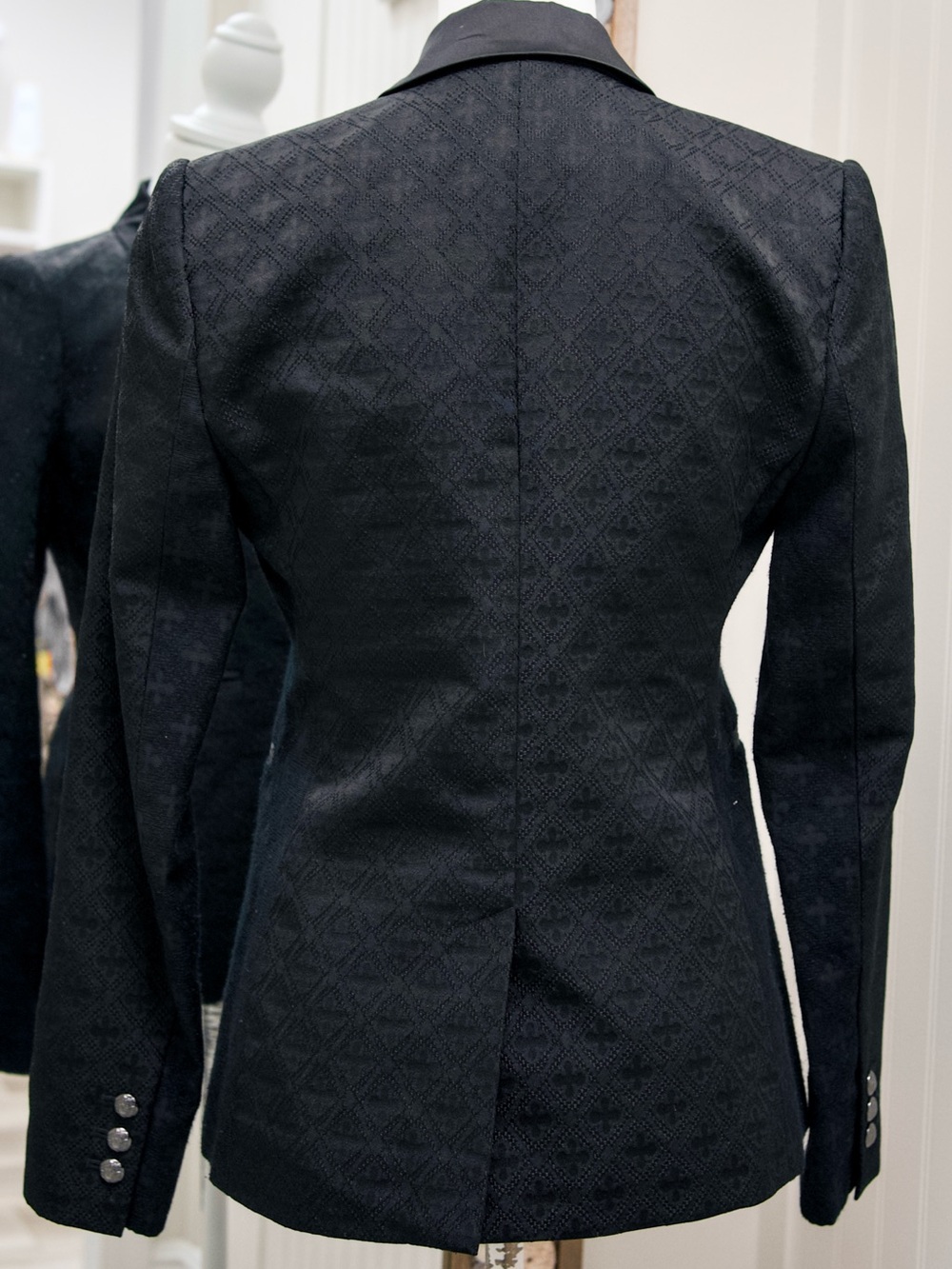 Juicy Couture Black Textured Single-Button Blazer - Picture 5 of 9